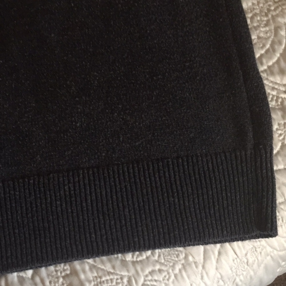 WHBM Sweater✨ - Picture 5 of 8
